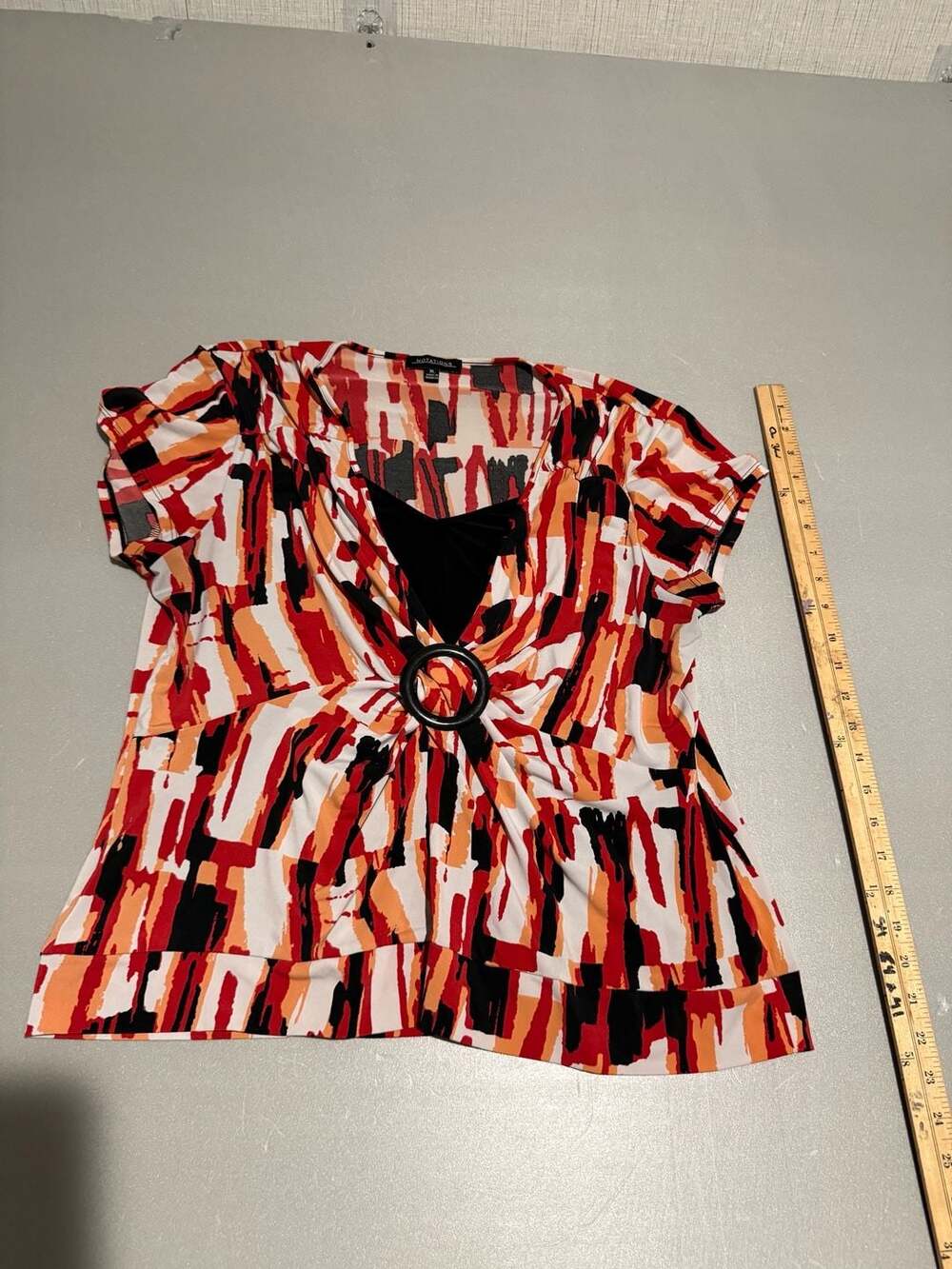 Notations Blouse Size XL Multi-Color Abstract Print O-Ring Short Sleeve Top